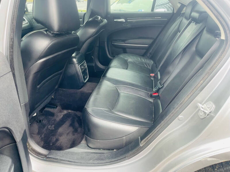 2018 Chrysler 300 Limited