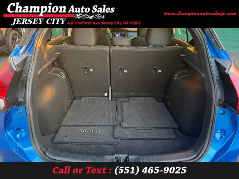 2023 Nissan Kicks SV