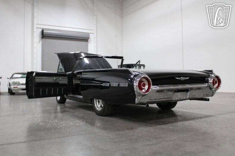 1962 Ford Thunderbird