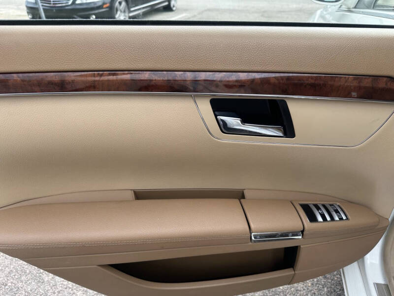 2008 Mercedes-Benz S-Class S 550 4MATIC