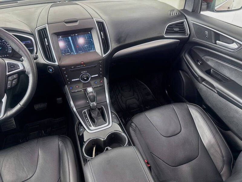 2016 Ford Edge Titanium