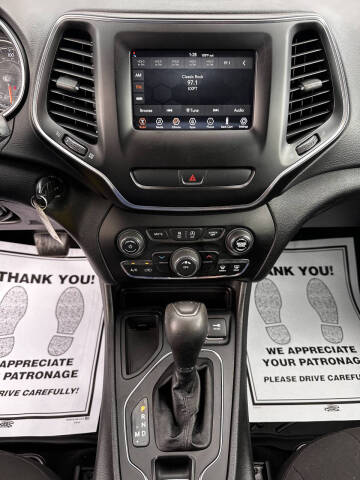 2019 Jeep Cherokee Latitude