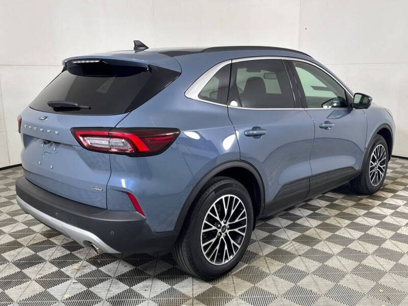 2025 Ford Escape Plug-In Hybrid PHEV