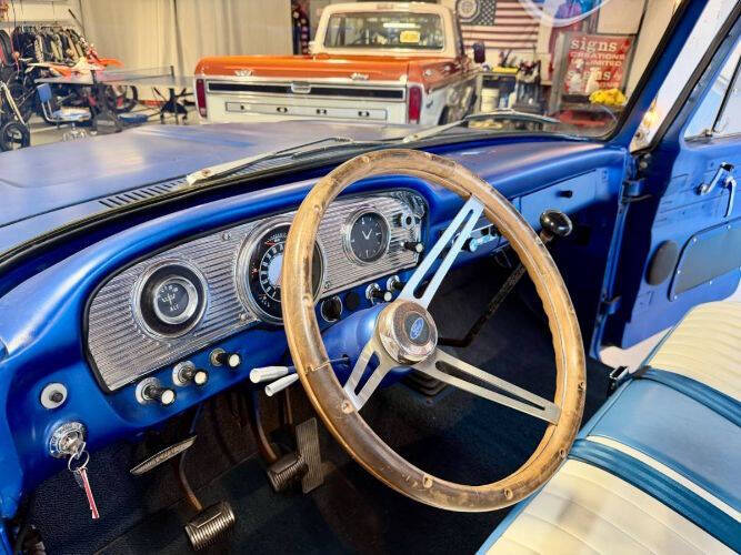 1966 Ford F-100