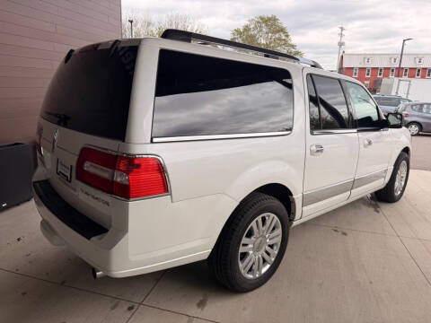 2013 Lincoln Navigator L