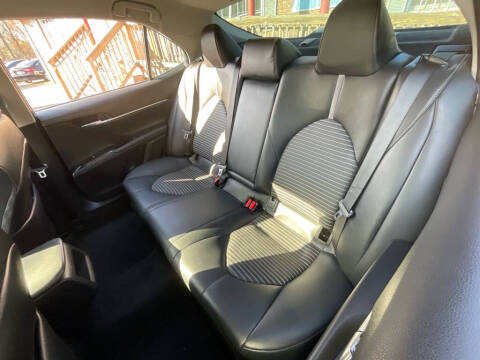 2019 Toyota Camry SE