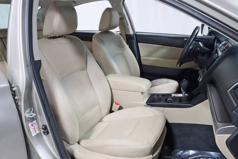 2015 Subaru Legacy 2.5i Limited