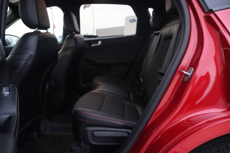 2023 Ford Escape Hybrid ST-Line Select