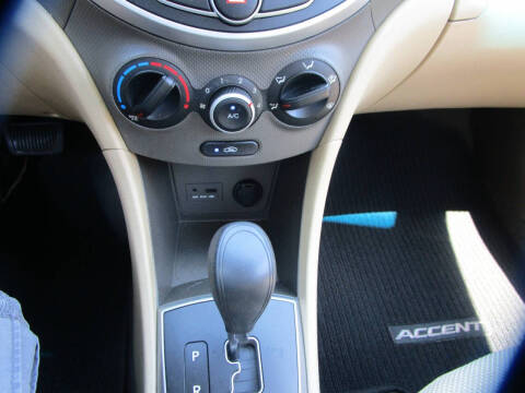 2013 Hyundai Accent GLS