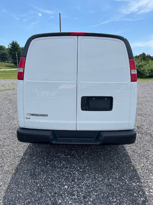 2018 Chevrolet Express 2500