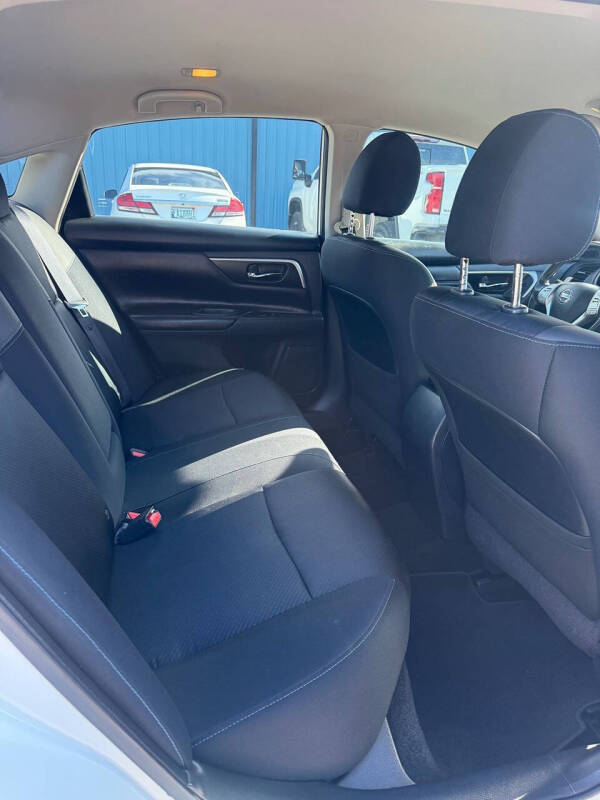 2017 Nissan Altima 2.5 SR