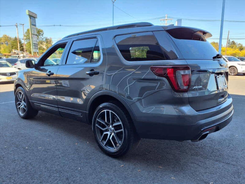 2016 Ford Explorer Sport