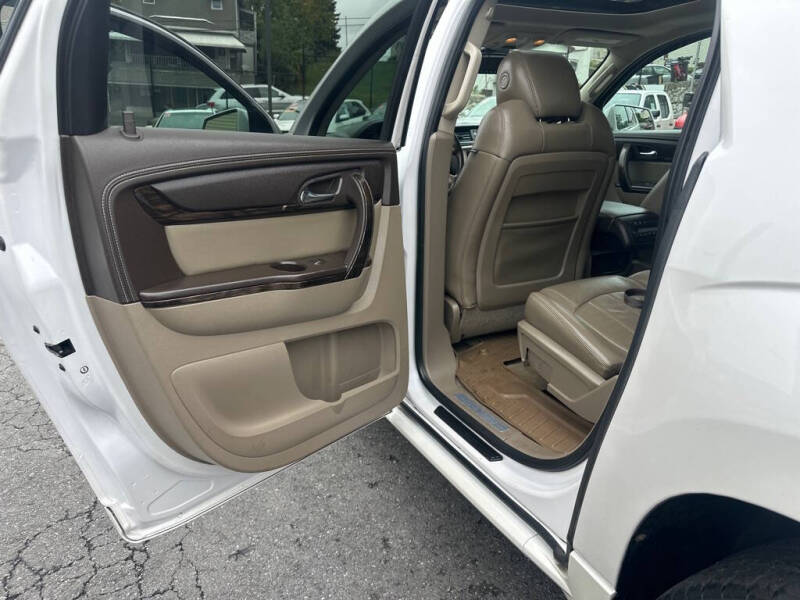 2016 GMC Acadia Denali