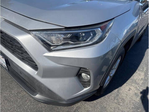 2019 Toyota RAV4 Hybrid XLE