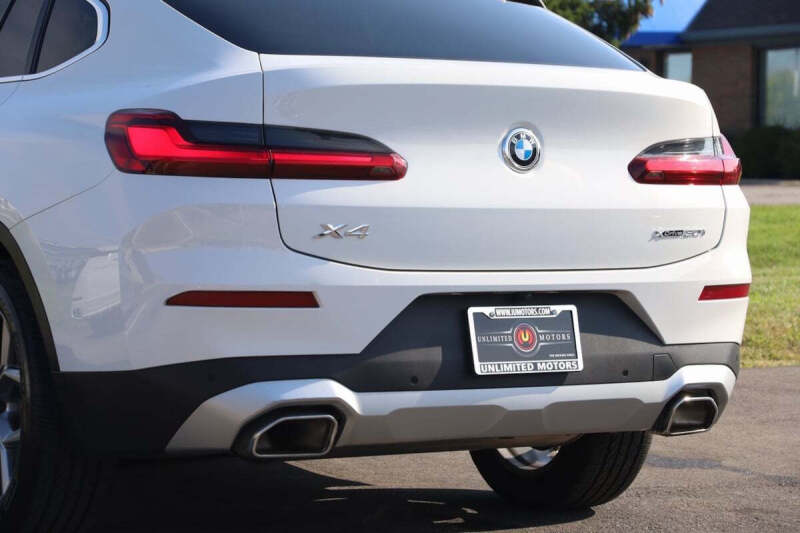 2022 BMW X4 xDrive30i