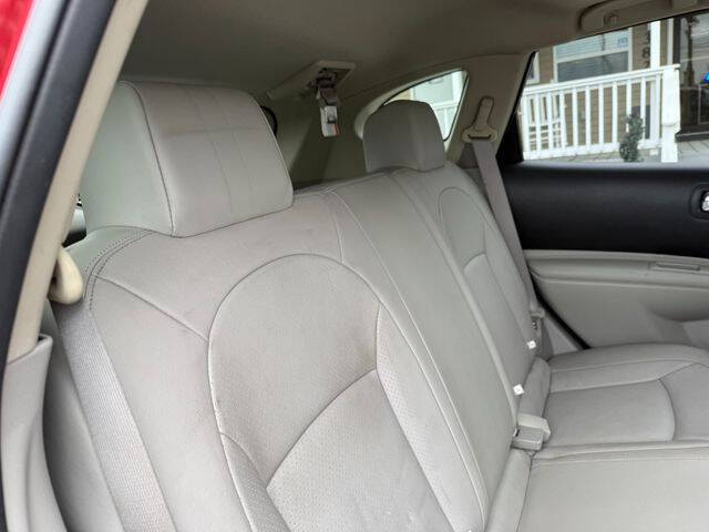 2013 Nissan Rogue SV w/SL Package