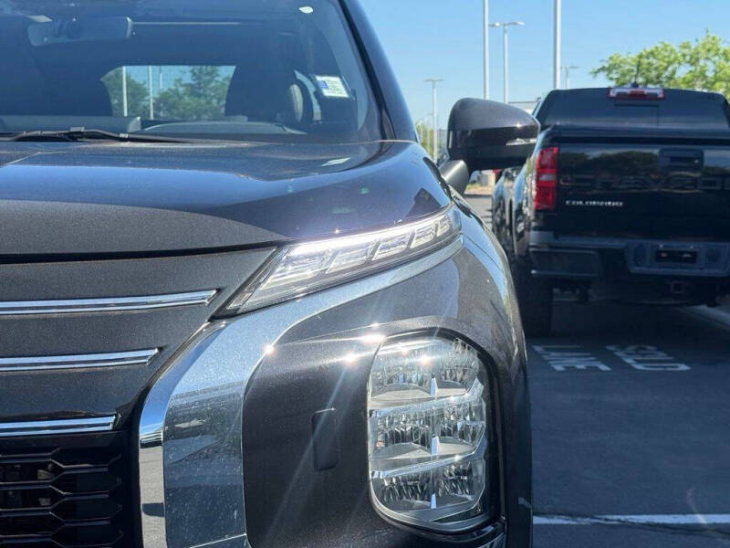 2026 Mitsubishi Outlander PHEV SE
