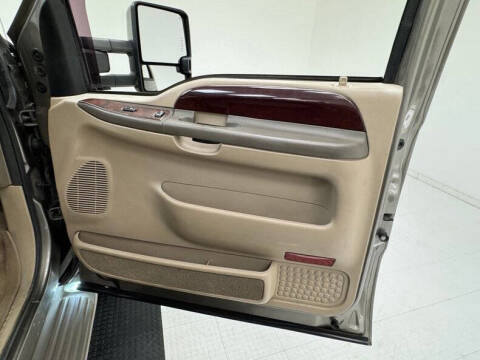 2004 Ford Excursion Limited