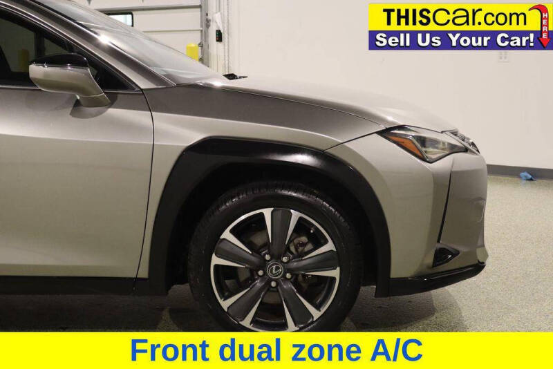 2019 Lexus UX 200