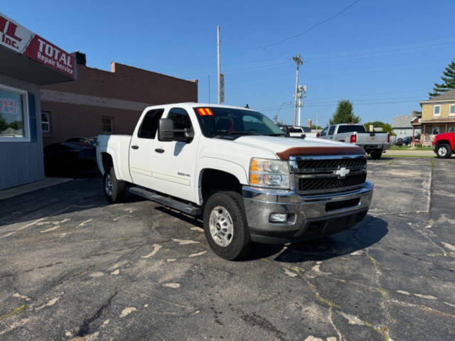 2011 Chevrolet Silverado 2500HD for sale at BOHL AUTOMOTIVE in Racine, WI