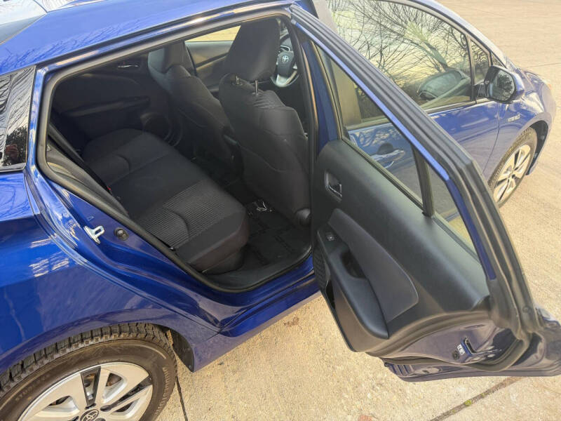 2017 Toyota Prius Three