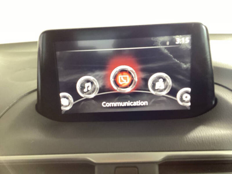 2018 Mazda MAZDA3 Touring