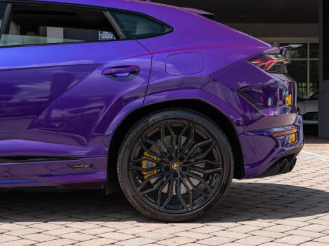 2025 Lamborghini Urus SE