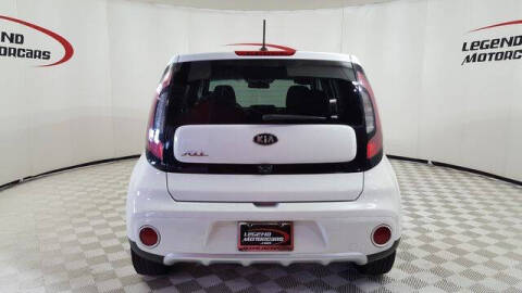 2018 Kia Soul +