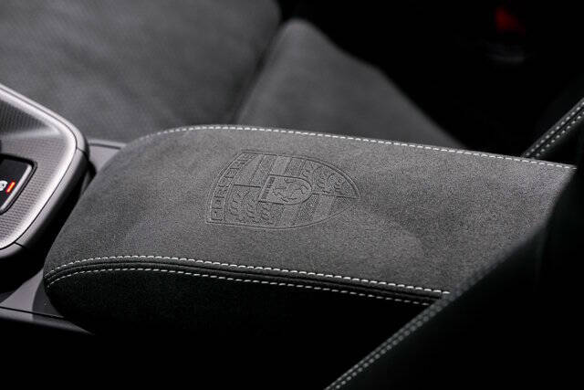 2023 Porsche 911 Dakar