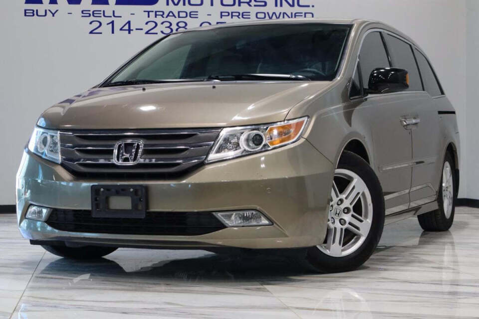 2013 Honda Odyssey for sale at IMD MOTORS, INC in Dallas, TX