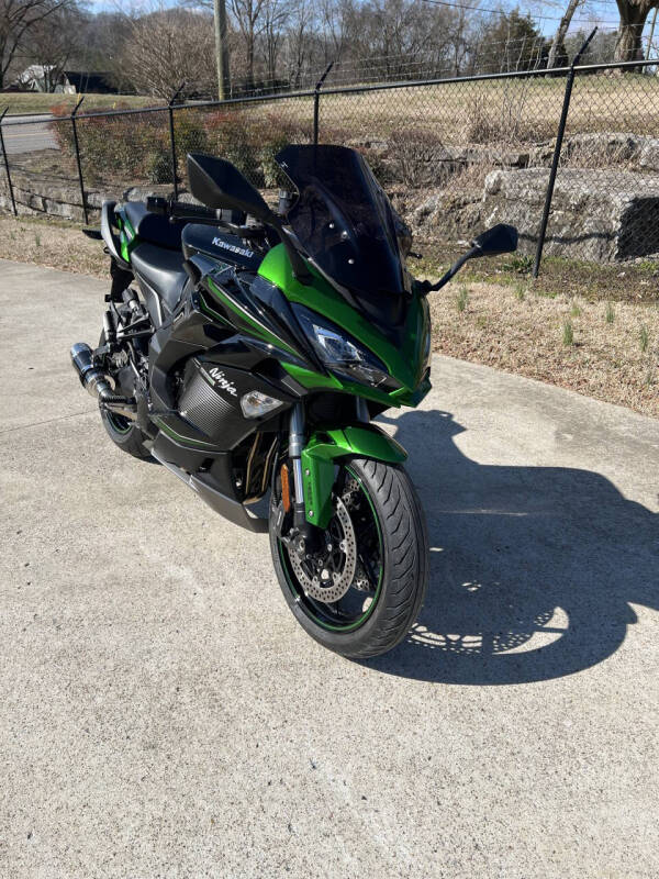 2023 Kawasaki Ninja 1000SX