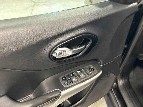 2022 Jeep Cherokee X