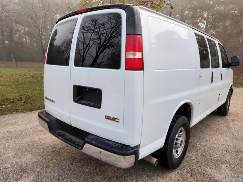 2018 GMC Savana Cargo Work Van photo 9