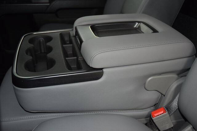 2024 Chevrolet Silverado 6500HD