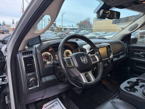 2017 RAM 3500 Laramie