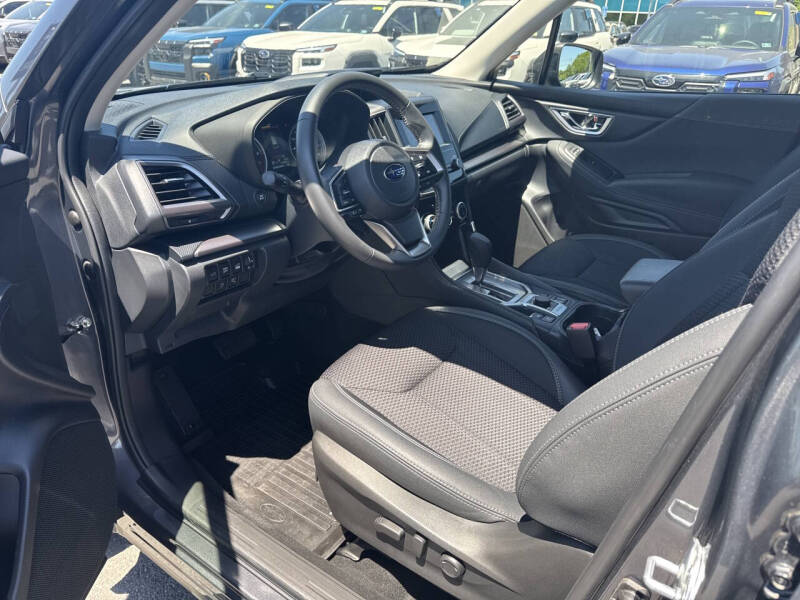 2024 Subaru Forester Premium
