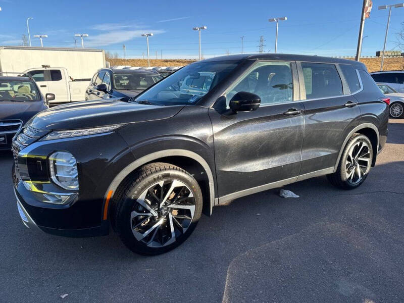 2022 Mitsubishi Outlander SE