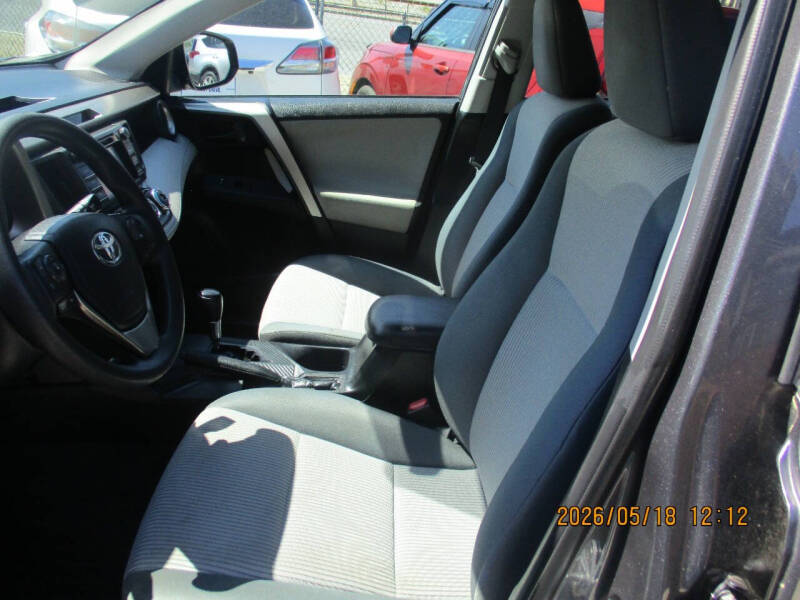 2014 Toyota RAV4 LE