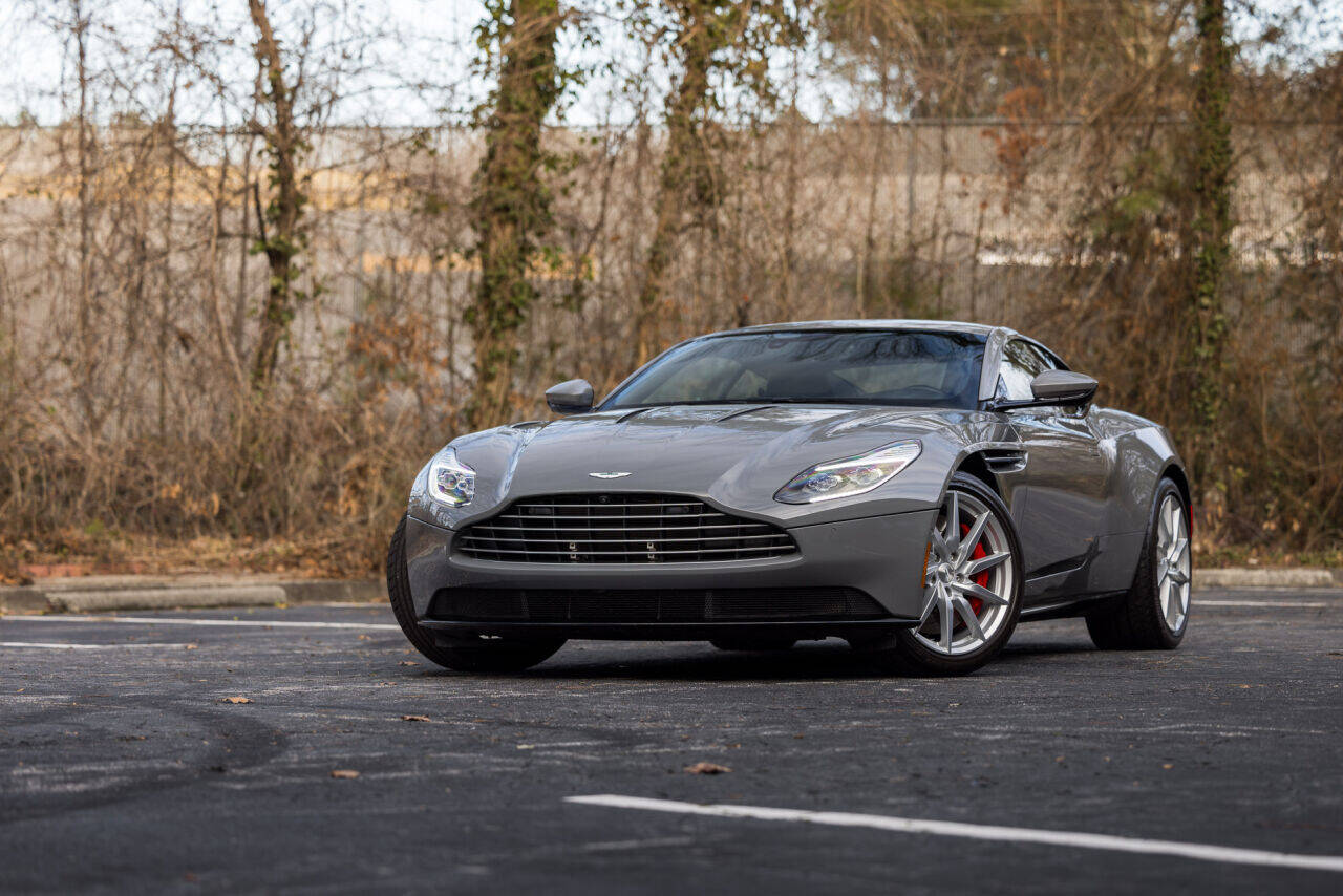 2018 Aston Martin DB11 3