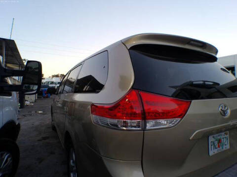 2011 Toyota Sienna