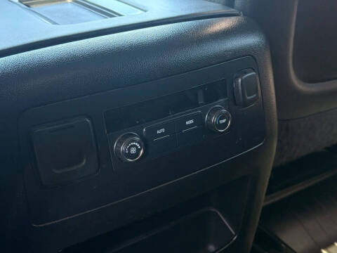 2015 Chevrolet Suburban LT