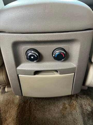 2011 Nissan Pathfinder SV