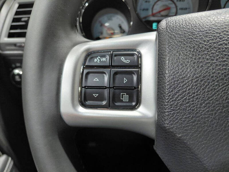2011 Dodge Challenger SRT8 392