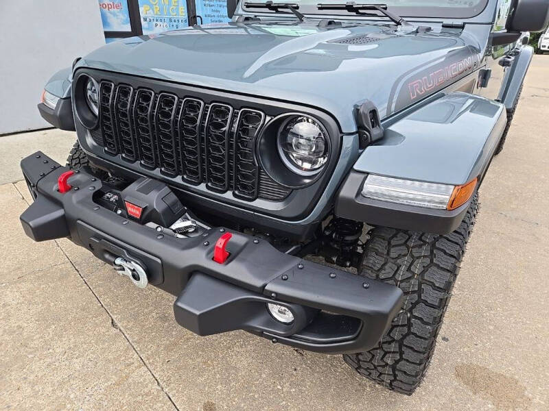 2026 Jeep Gladiator Shadow Ops