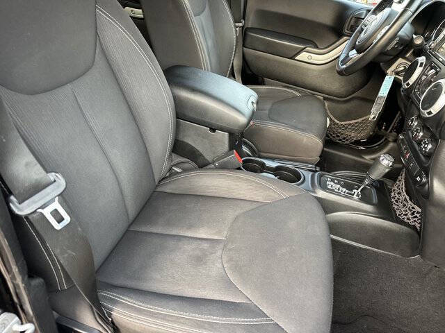 2013 Jeep Wrangler Unlimited Sahara