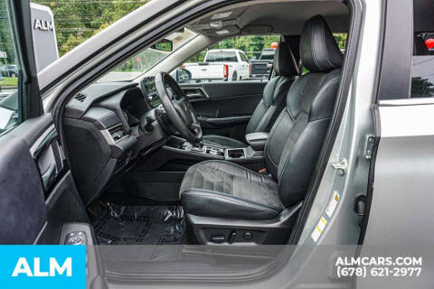 2023 Mitsubishi Outlander SE