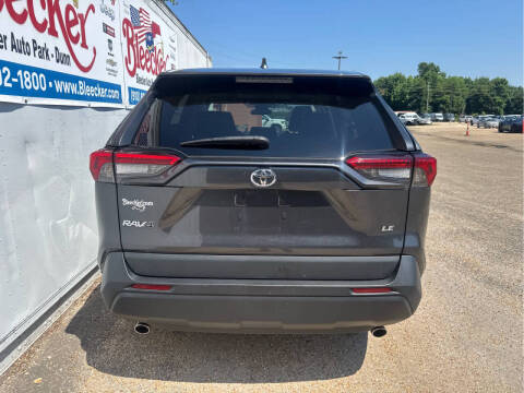 2023 Toyota RAV4 LE