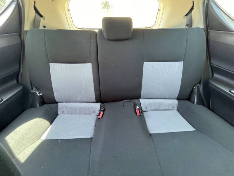 2018 Toyota Prius c Three