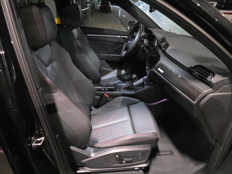 2025 Audi Q3 quattro S line Prem Plus 45 TFSI