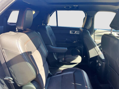 2022 Ford Explorer ST-Line